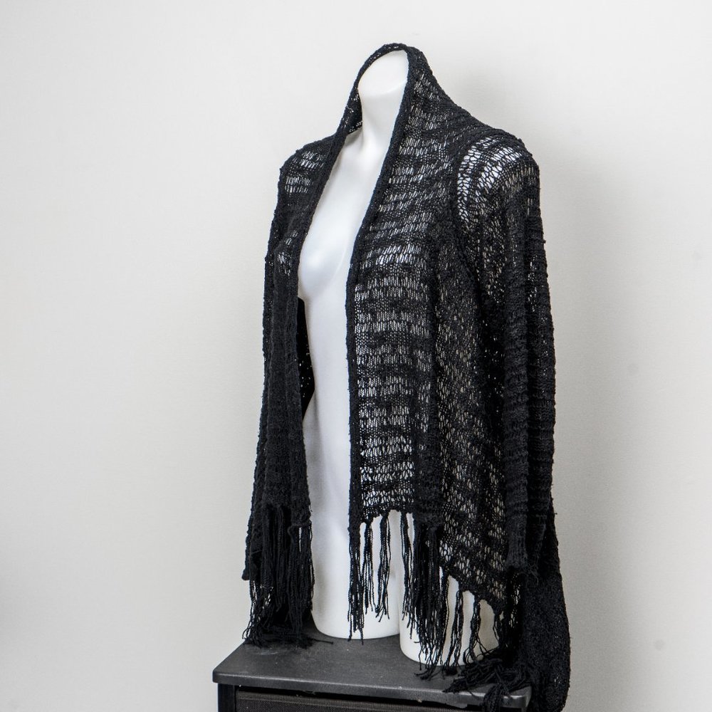 Crochet fringe asymmetrical sweater - M/L